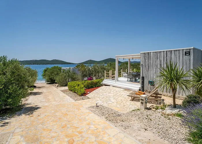 Nautilus Buqez Дом отдыха Драге